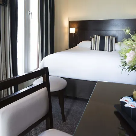 1er Lafayette Paris