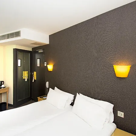 1er Lafayette Hotel Paris